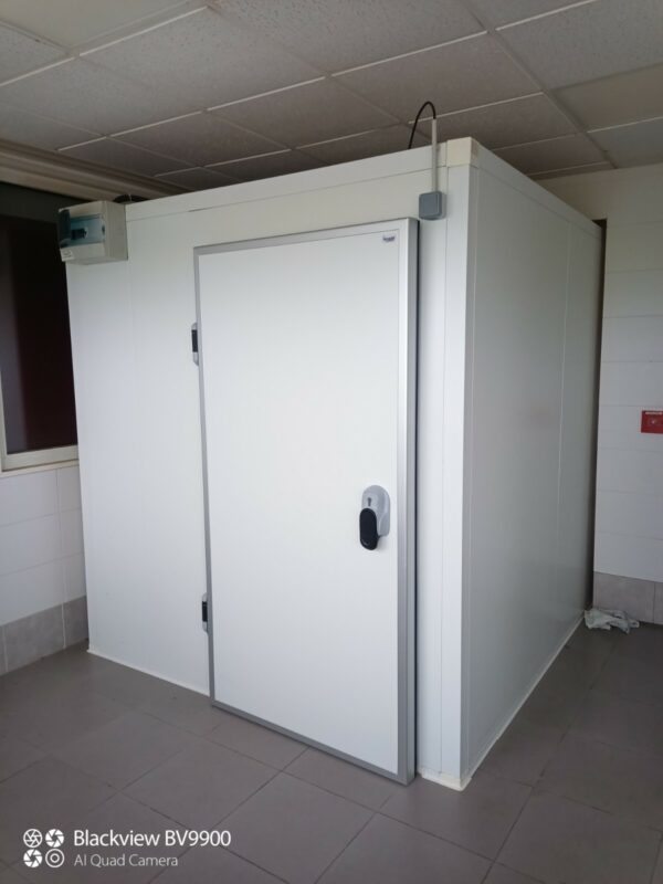 Chambre froide positive sans sol – INCOLD
