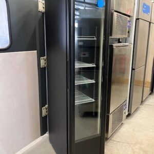 Armoire à boissons étroite – COOLHEAD