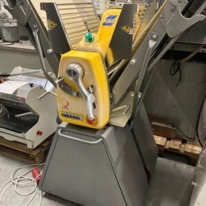 Laminoir à tapis sur socle – TEKNO STAMAP