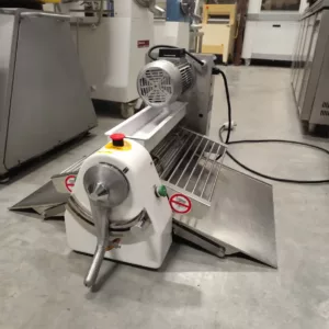 Laminoir à plaques à poser – SINMAG