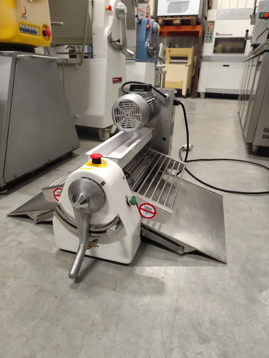 Laminoir à plaques à poser – SINMAG