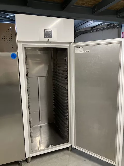 Armoire pâtissière 600×800 négative – LIEBHERR – Image 2