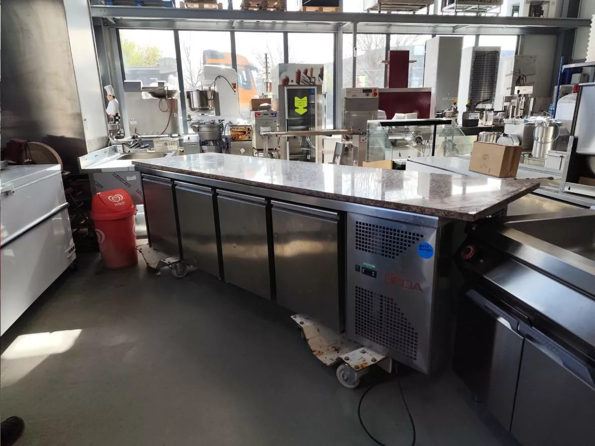 Tour 4 portes groupe logé – dessus marbre – TECNODOM