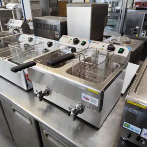 Friteuse électrique 2x8L avec vidange – CASSELIN