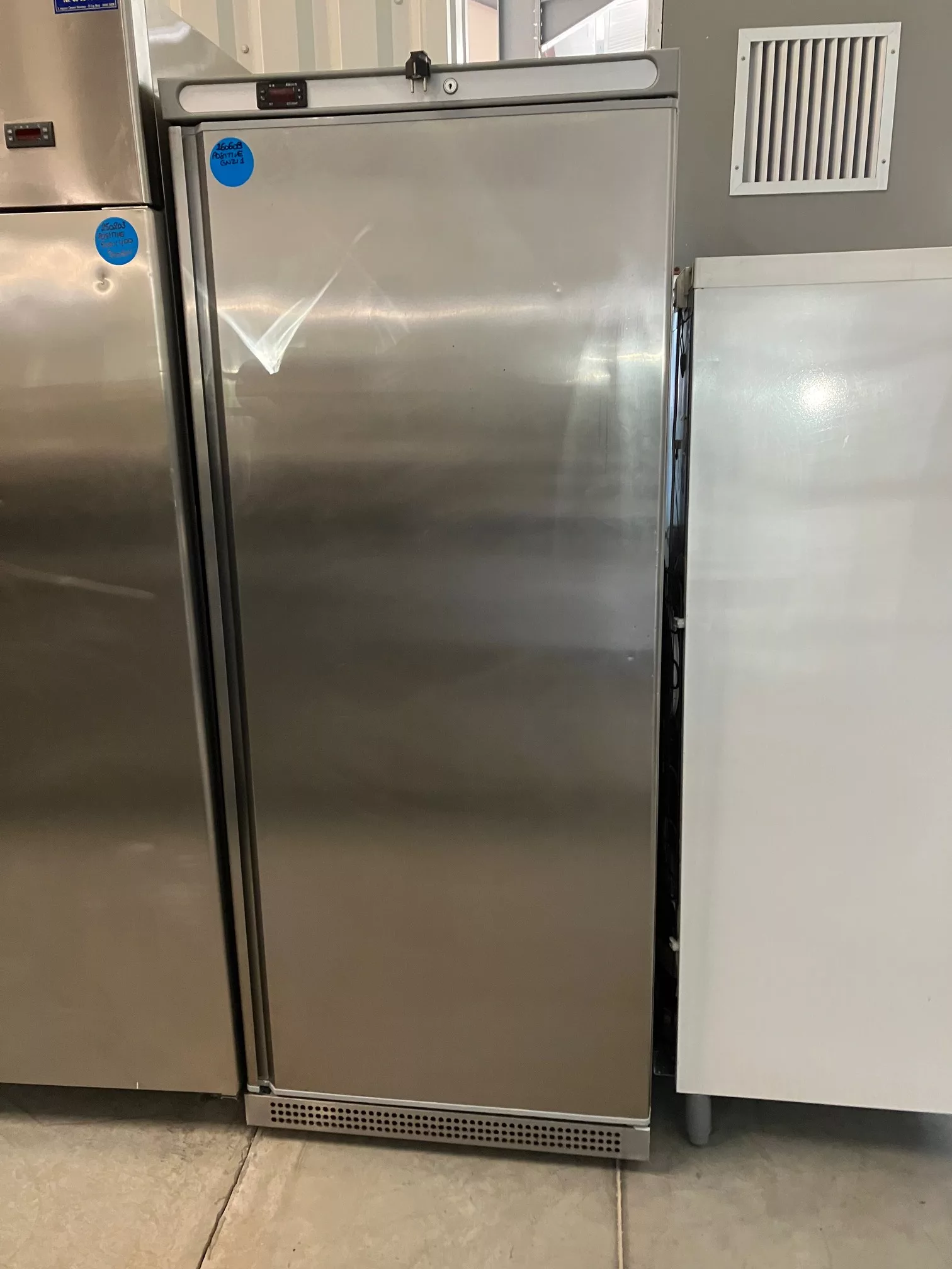 Armoire positive 1 porte GN2/1
