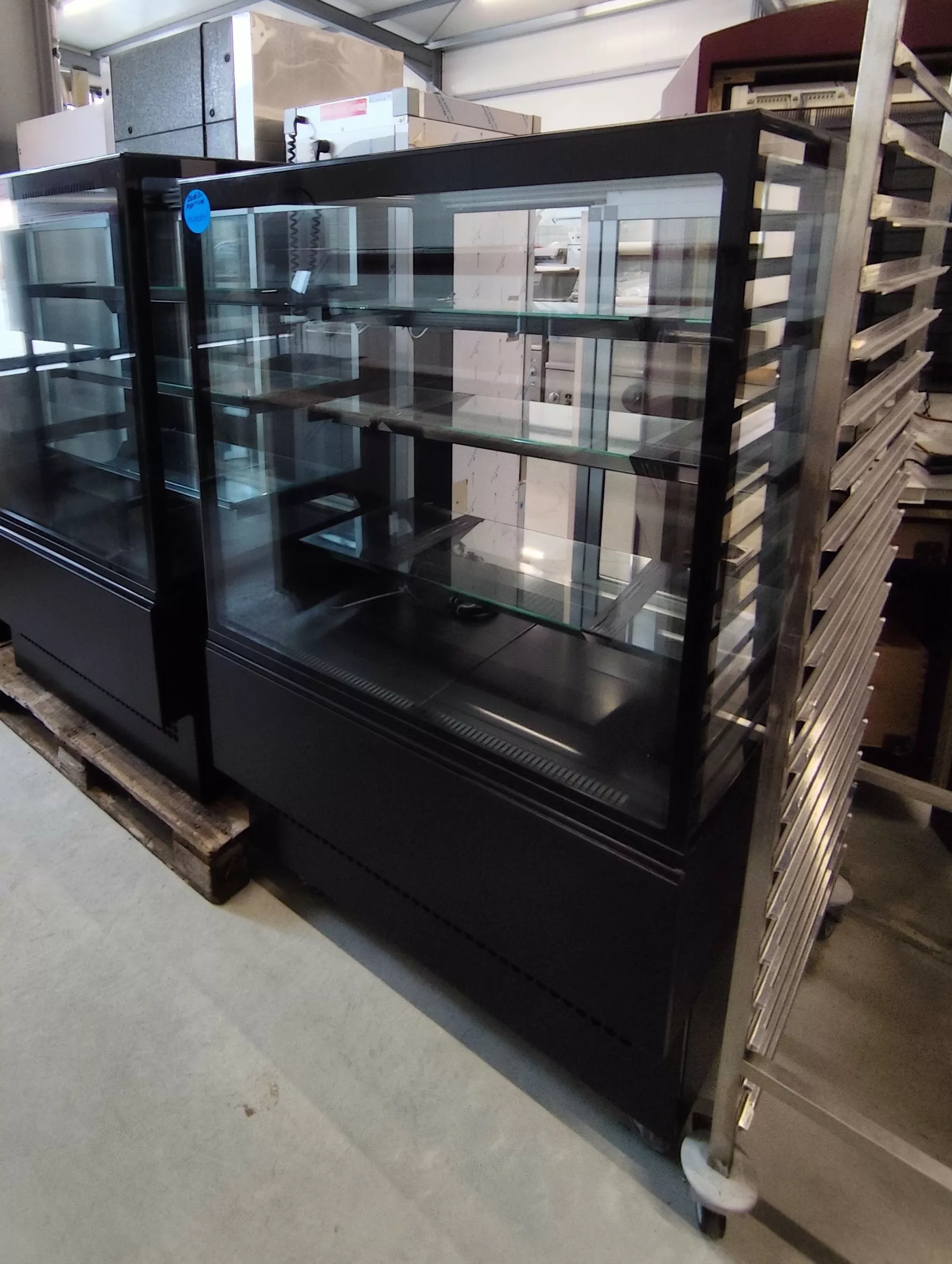 Vitrine positive – TECNODOM